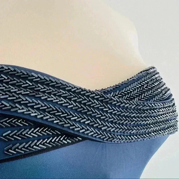 New Badgley Mischka One Piece Swimsuit Beaded Sz 8 - Picture 5 of 10